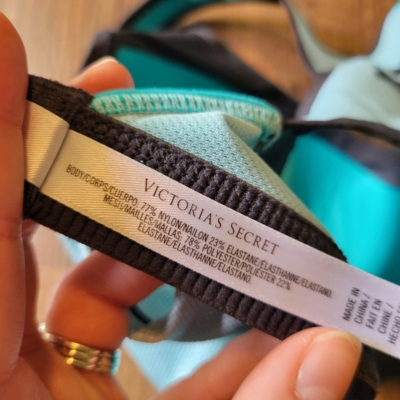 Victoria's Secret VSX Sport Blue Teal High Impact Sports Bra - Picture 5 of 6